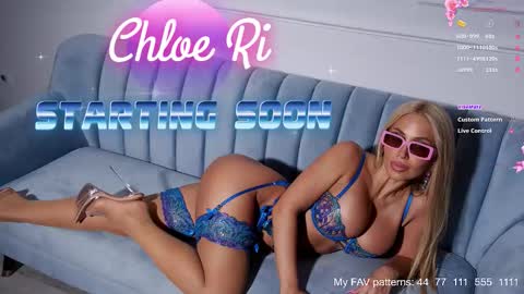 Snapshot of chloe_ri chatting on October 25, 2025, 9:28 am . ALL my LINKS online show from October 25, 2025, 9:28 am