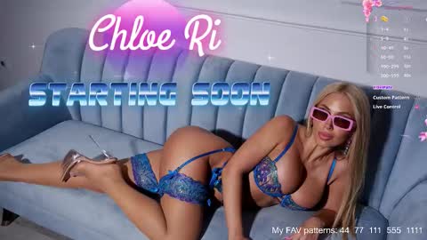 Snapshot of chloe_ri chatting on November 17, 2025, 6:08 am . ALL my LINKS online show from November 17, 2025, 6:08 am