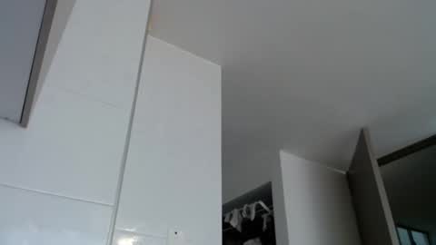 cloes  online show from October 1, 2025, 9:21 pm