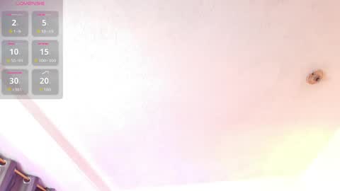 chloe_stark_ online show from June 9, 2026, 3:40 am