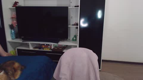 Chloe online show from February 13, 2025, 9:49 pm