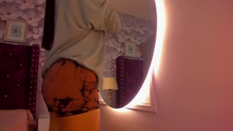   online show from September 24, 2025, 2:37 am