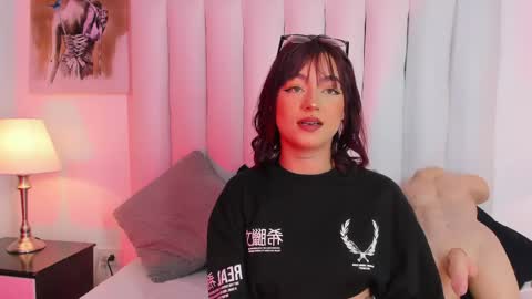 chloe_wilson7 online show from April 20, 2026, 11:57 am