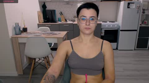 Eva and Sandra online show from December 15, 2024, 11:34 am