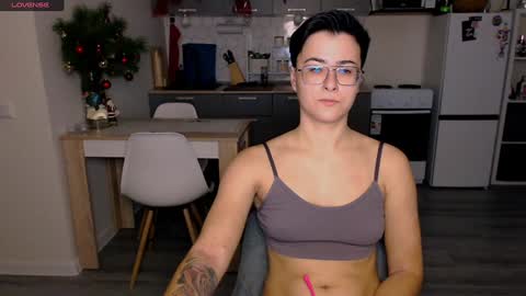 Eva and Sandra online show from December 25, 2024, 9:02 am