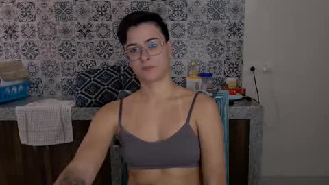 Eva and Sandra online show from March 11, 2025, 6:10 am