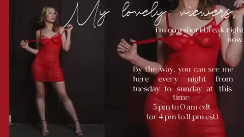 Snapshot of chloeblurr chatting on August 9, 2026, 8:58 pm Julia online show from August 9, 2026, 8:58 pm