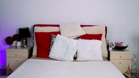 Chloe online show from April 24, 2026, 4:26 am