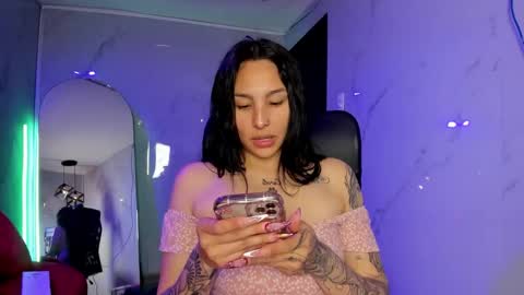 ChloeeThompson online show from October 7, 2025, 2:42 am