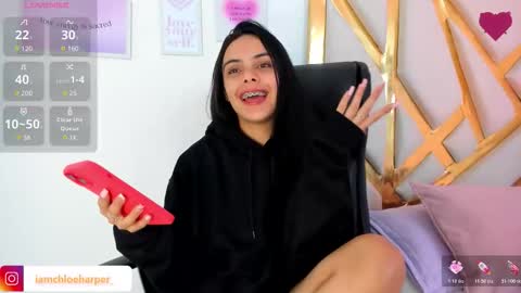  Chloe Harper  online show from November 17, 2025, 1:39 pm