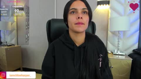  Chloe Harper  online show from December 17, 2025, 11:38 am