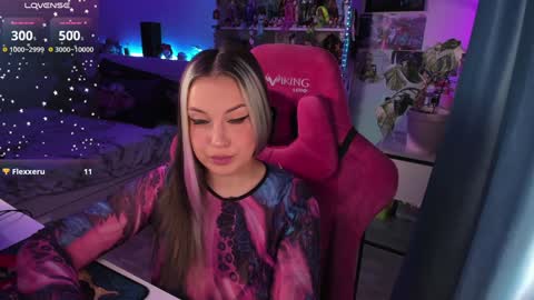 ChloeKohaku online show from December 18, 2024, 3:26 am