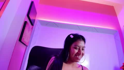 Snapshot of chloemartini_ chatting on June 5, 2026, 6:52 am ChloeSignup For Free Join my Fan Club online show from June 5, 2026, 6:52 am