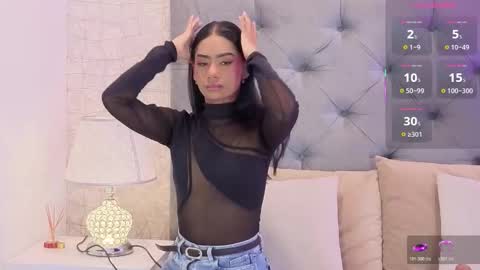 C H L O E  M O O N online show from March 16, 2026, 11:58 am