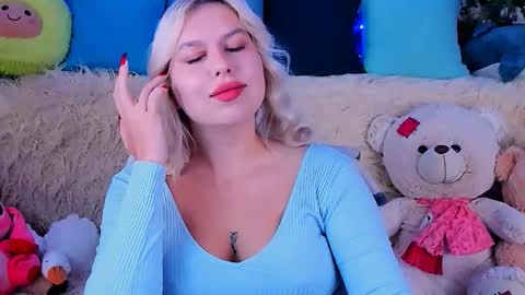 ChloeRicci online show from September 11, 2025, 8:58 am