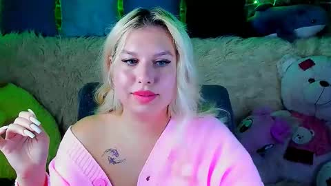 ChloeRicci online show from September 21, 2025, 9:16 pm