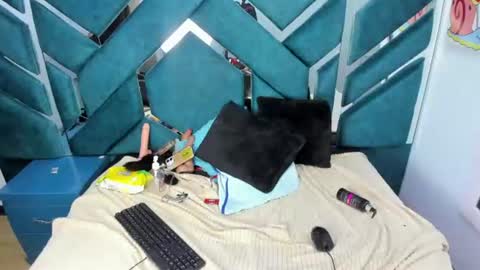 chloerose__ online show from July 7, 2026, 7:23 am