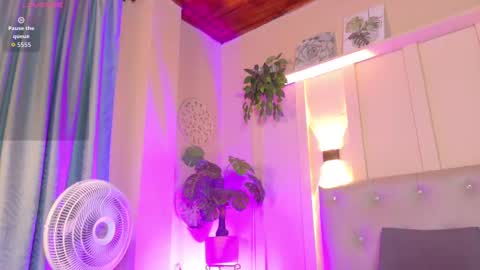 Chloe rosse online show from September 29, 2025, 1:33 am