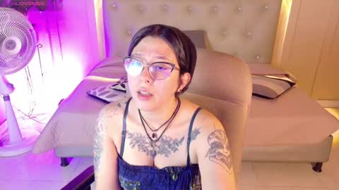 Chloe rosse online show from October 8, 2025, 1:25 am
