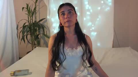 ChloeTurner  online show from February 24, 2025, 6:04 pm