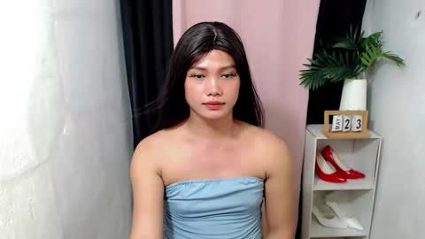 Snapshot of chloiedelight14 chatting on May 23, 2026, 2:32 pm chloiedelight14 online show from May 23, 2026, 2:32 pm