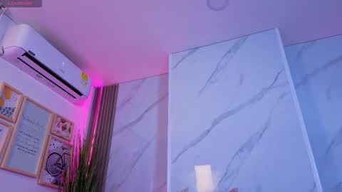 Chlooe online show from October 9, 2025, 2:31 am