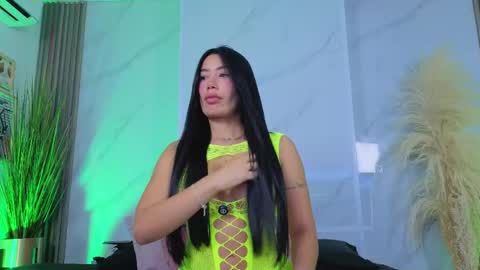 Snapshot of chlooee_ chatting on May 4, 2026, 2:18 am Chlooe online show from May 4, 2026, 2:18 am