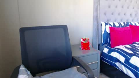 Snapshot of choccoa chatting on May 7, 2026, 7:36 am Daisy online show from May 7, 2026, 7:36 am