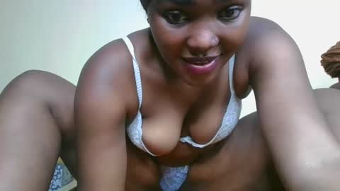 Snapshot of choco_baeb chatting on February 10, 2025, 4:14 pm nei online show from February 10, 2025, 4:14 pm