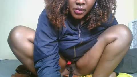 Snapshot of choco_baeb chatting on September 12, 2025, 7:03 pm nei online show from September 12, 2025, 7:03 pm