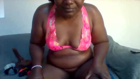 chocobabe002 online show from October 23, 2025, 10:14 am