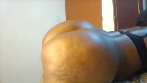 chocobabe002 online show from February 23, 2026, 9:01 pm