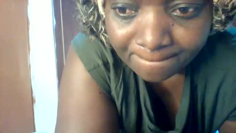 chocobabe002 online show from April 21, 2026, 2:15 am