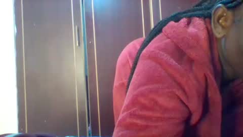 Snapshot of chocobabe002 chatting on May 10, 2026, 3:33 am chocobabe002 online show from May 10, 2026, 3:33 am