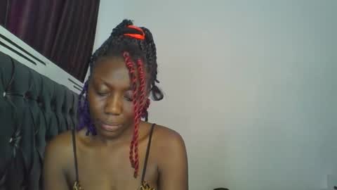 chocobear22 online show from November 15, 2025, 9:06 am