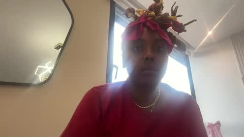 ChocolateCakeQueen online show from December 20, 2024, 10:11 pm