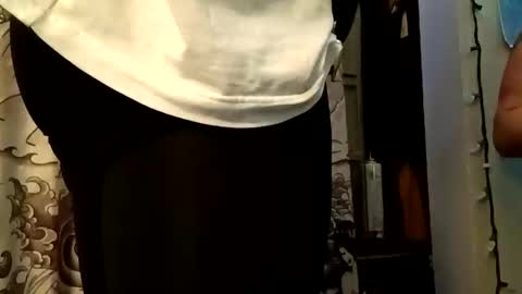 chocolatedilf online show from February 11, 2026, 4:45 pm