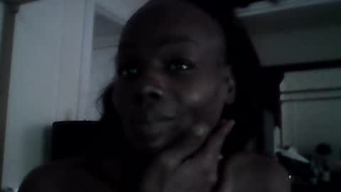 Snapshot of chocolatedrop_ chatting on July 6, 2026, 8:33 pm chocolatedrop_ online show from July 6, 2026, 8:33 pm