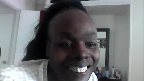 Snapshot of chocolatedrop_ chatting on July 7, 2026, 6:01 pm chocolatedrop_ online show from July 7, 2026, 6:01 pm