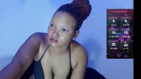 chocolatemilkebony online show from February 24, 2025, 7:11 am