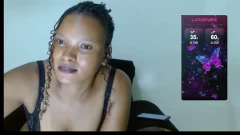 chocolatemilkebony online show from September 30, 2025, 8:36 pm