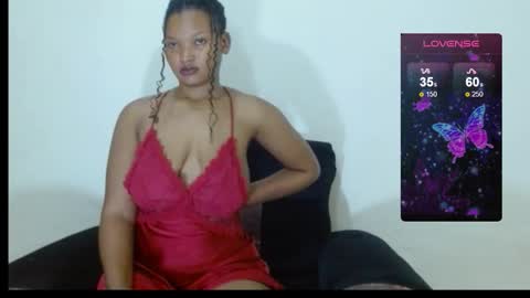 chocolatemilkebony online show from October 6, 2025, 6:11 am