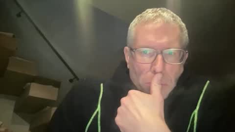 choupipat1 online show from January 19, 2026, 7:23 am