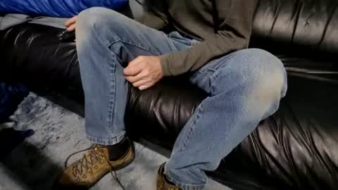 chris526520 online show from January 5, 2025, 4:38 pm