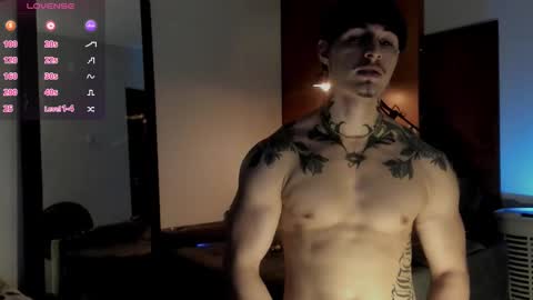 Snapshot of chris_angel01 chatting on November 13, 2025, 7:51 am chris_angel01 online show from November 13, 2025, 7:51 am