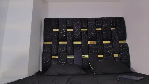 Snapshot of chris_blake__ chatting on December 22, 2025, 9:34 pm Chris B online show from December 22, 2025, 9:34 pm