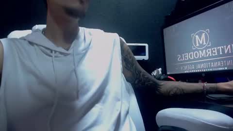 Snapshot of chris_castro chatting on July 29, 2026, 8:51 pm ChrisG online show from July 29, 2026, 8:51 pm