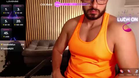 cris         Twitter magnum101010 insta magnumc20 online show from December 4, 2025, 2:10 am