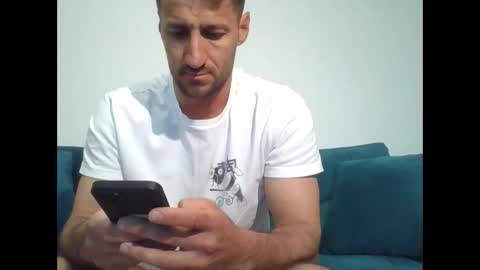 chrisaron online show from April 17, 2026, 4:15 am
