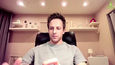 Snapshot of chriscarrey chatting on December 12, 2024, 11:36 pm Chris online show from December 12, 2024, 11:36 pm
